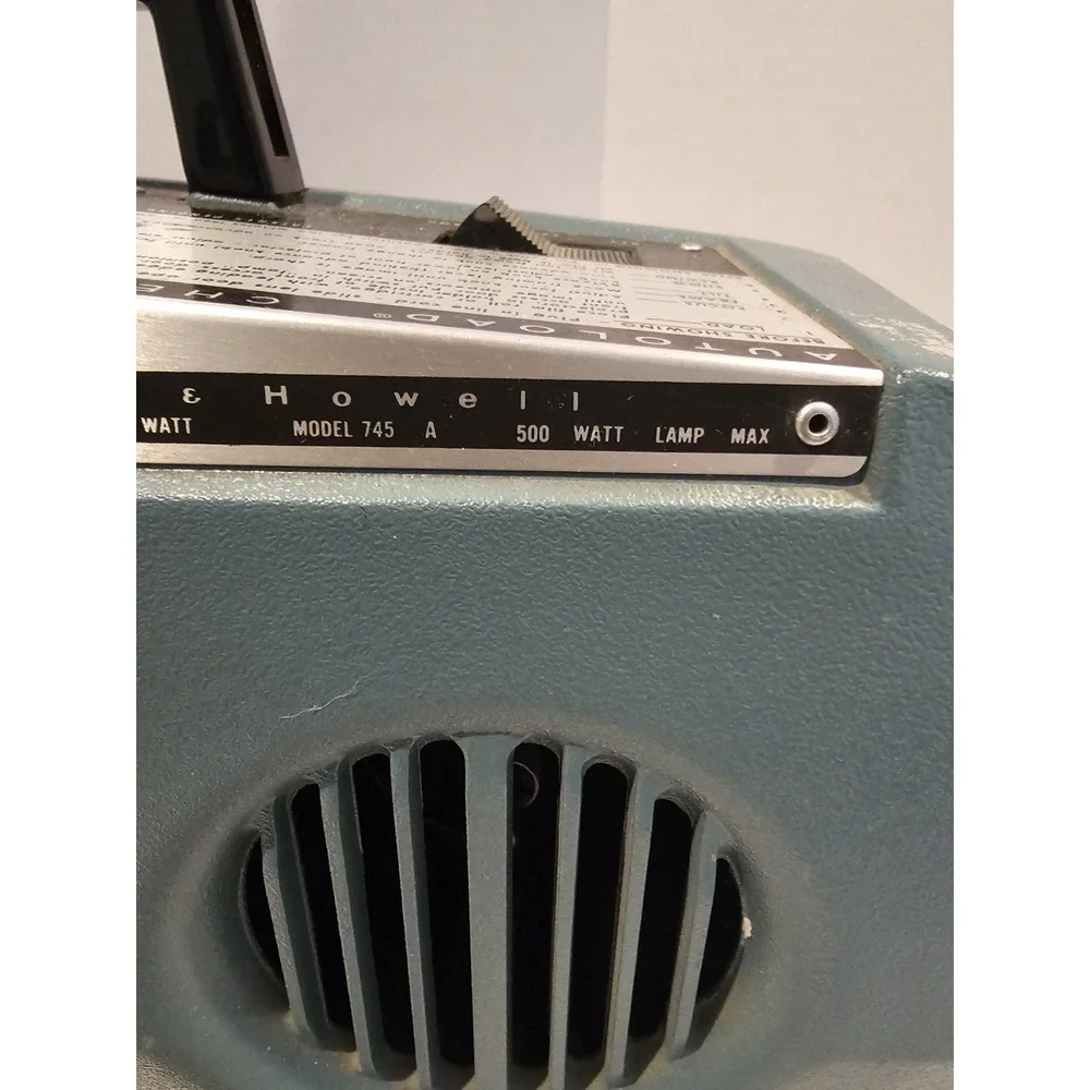 Vintage Bell & Howell Autoload Slide Projector | Powers‎ On | Untested